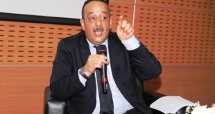 وزير الثقافة و الاتصال محمد الأعرج