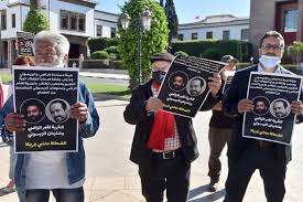 نشطاء يوقعون نداء يطالب بالاستجابة الفورية للمطالب العادلة للصحافي الريسوني ويناشده لوقف إضرابه عن الطعام