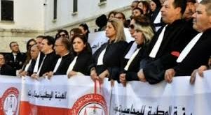 المحامون يشلون المحاكم لثلاثة أيام رفضا للمقتضيات التراجعية في مشروع قانون المسطرة المدنية
